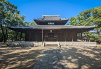 At Shofukiji Shrine in Fukuoka