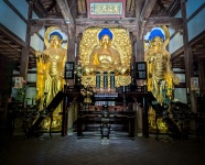 At Shofukiji Shrine in Fukuoka