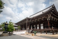 Hondo at Chion-in Temple in Kyoto