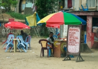 Roadside mobile phone store